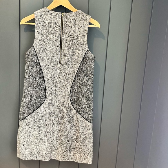 Sunday in Brooklyn Dress - Picture 3 of 4